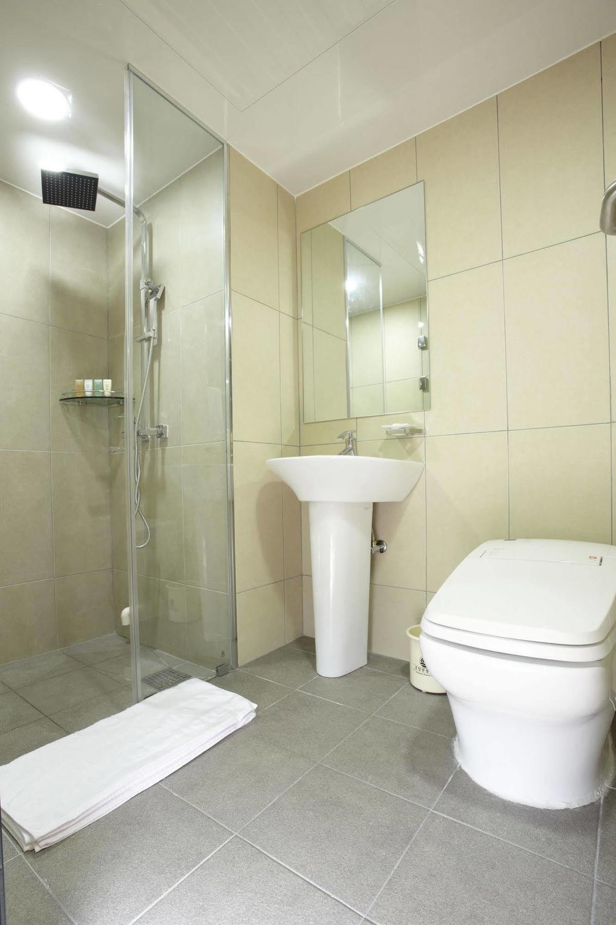 Hotel Sopra Incheon Cheongna Экстерьер фото